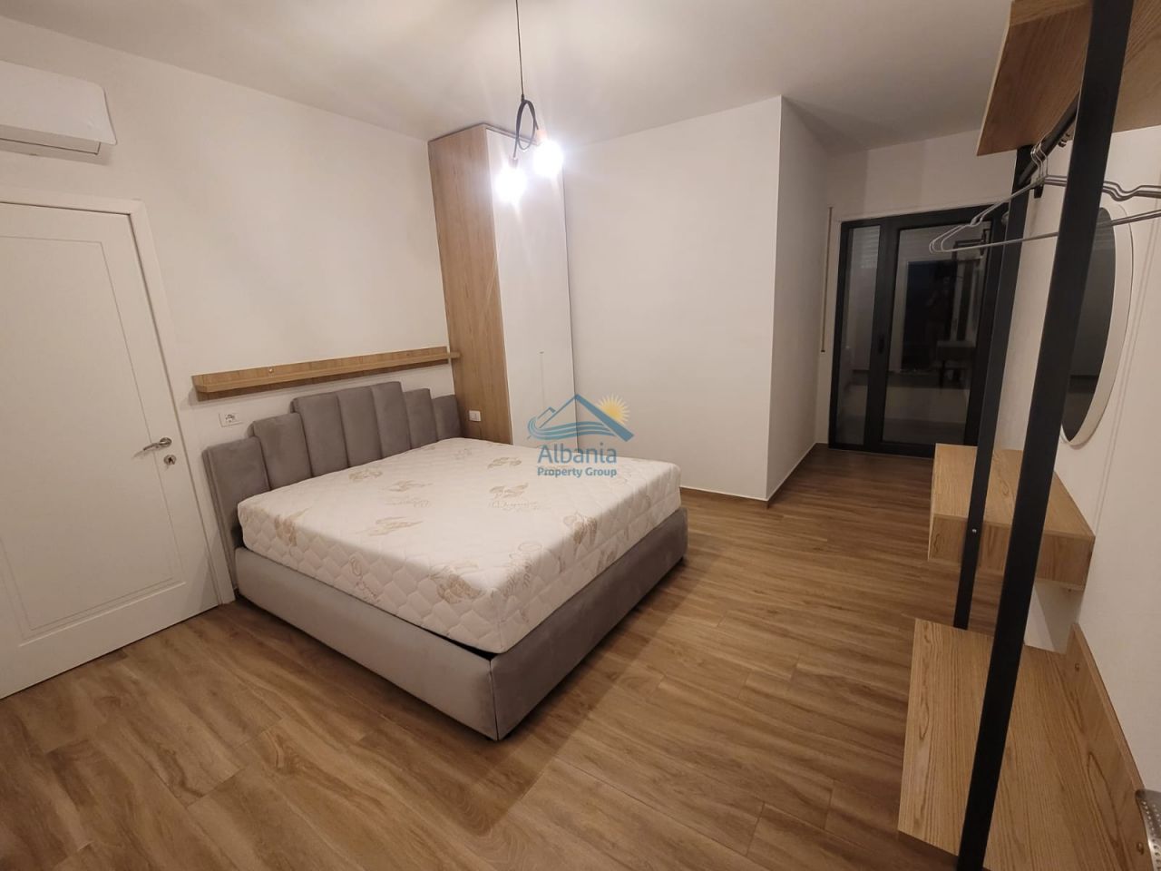 5 Apartment For Long Term Rent In Lungomare Vlore, Rr.Reshat Osmani